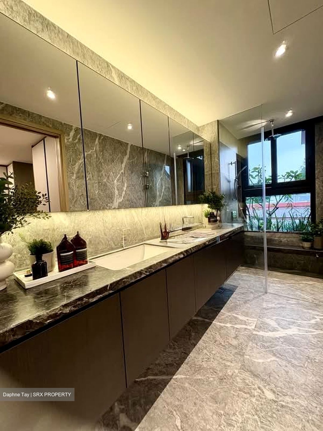 Fernhill Road (D10), Semi-Detached #588833851